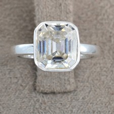Versprechensring 4,00 ct zertifizierter weißer Diamant im Smaragdschliff! Kostenlose Tarife.
