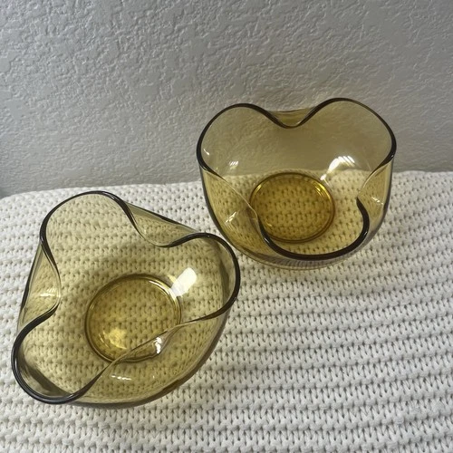 Vintage Anchor Hocking Yellow Glass Chip and Dip Scalloped Bowl Set Of 2