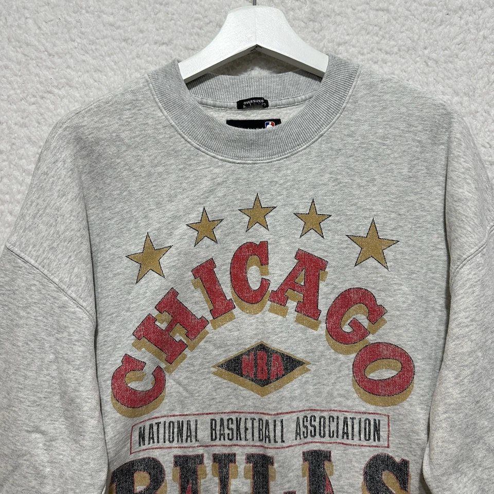 Pulôver Chicago Bulls Abercrombie & Fitch tamanho grande macio branco urze cinza XS - Imagem 4 de 4