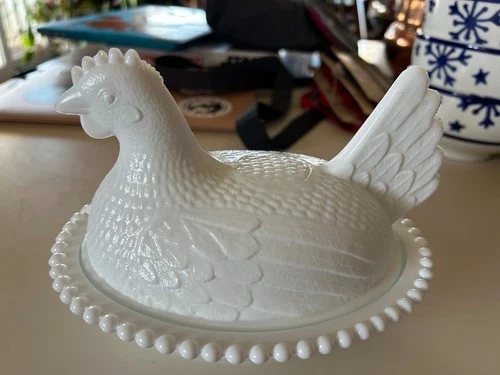 Vntg Milk Glass Hen On A Nest Covered Bowl Indiana Glass
