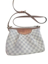 Louis Vuitton Shoulder Bag