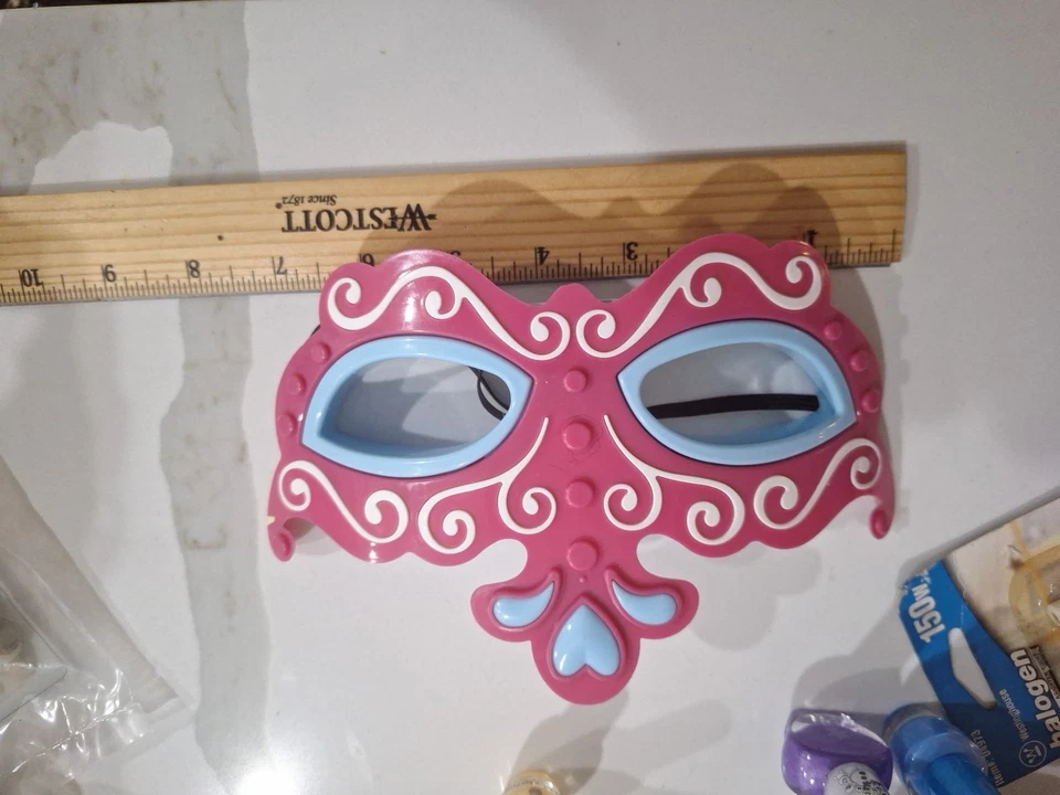 Girls Mask Lights Up, Greenbrier International, Inc, 332579-06691-120-051021 - Image 2 of 4