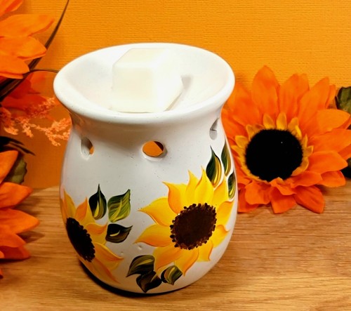 Sunflower Hand Painted Ceramic Wax Melter ,Fragrance Oil Warmer, Sunflower Gift - Picture 3 of 6