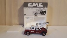 FIRST GEAR 1:34 SCALE 1958 GMC SALES & SERVICE TOW TRUCK  19-2366 !!!!