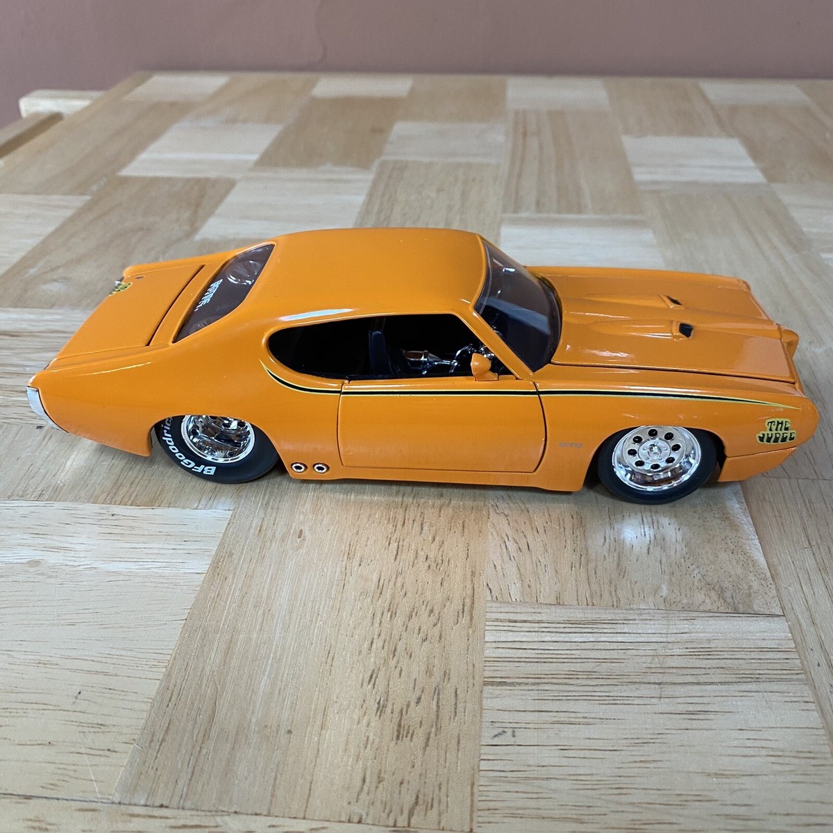 Jada 1969 Pontiac GTO Judge Big Time Muscle 