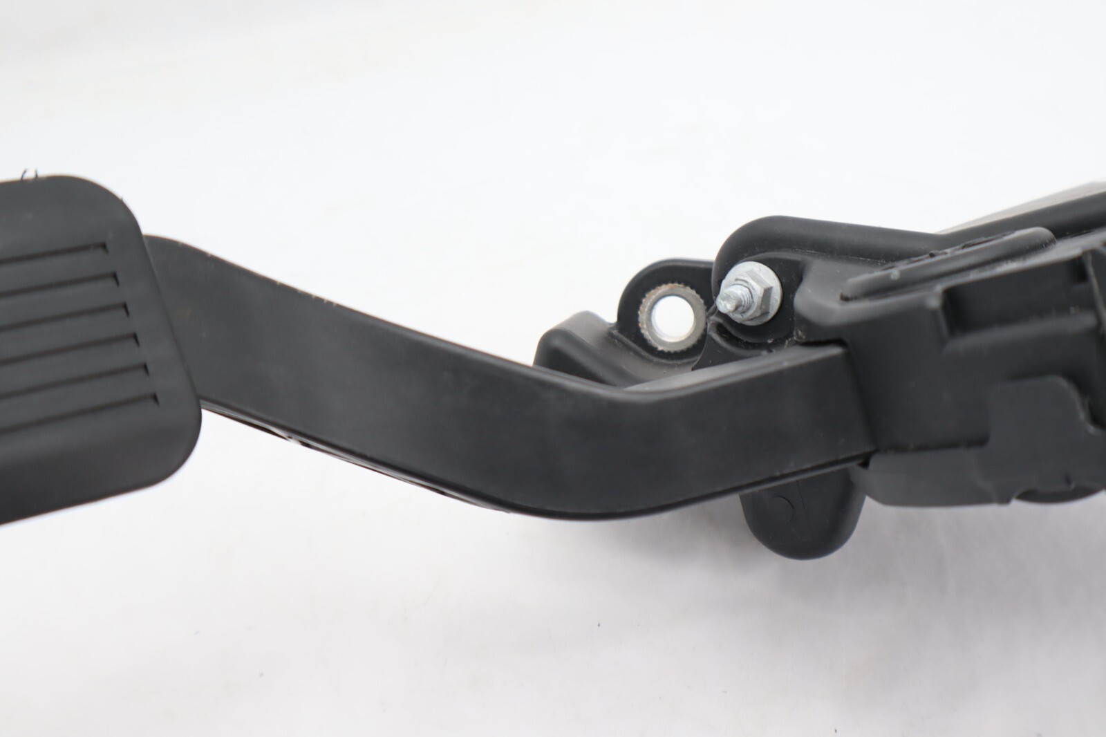 2014-2019 MASERATI GHIBLI S Q4 FLOOR ACCELERATOR THROTTLE GAS PEDAL & SENSOR OEM