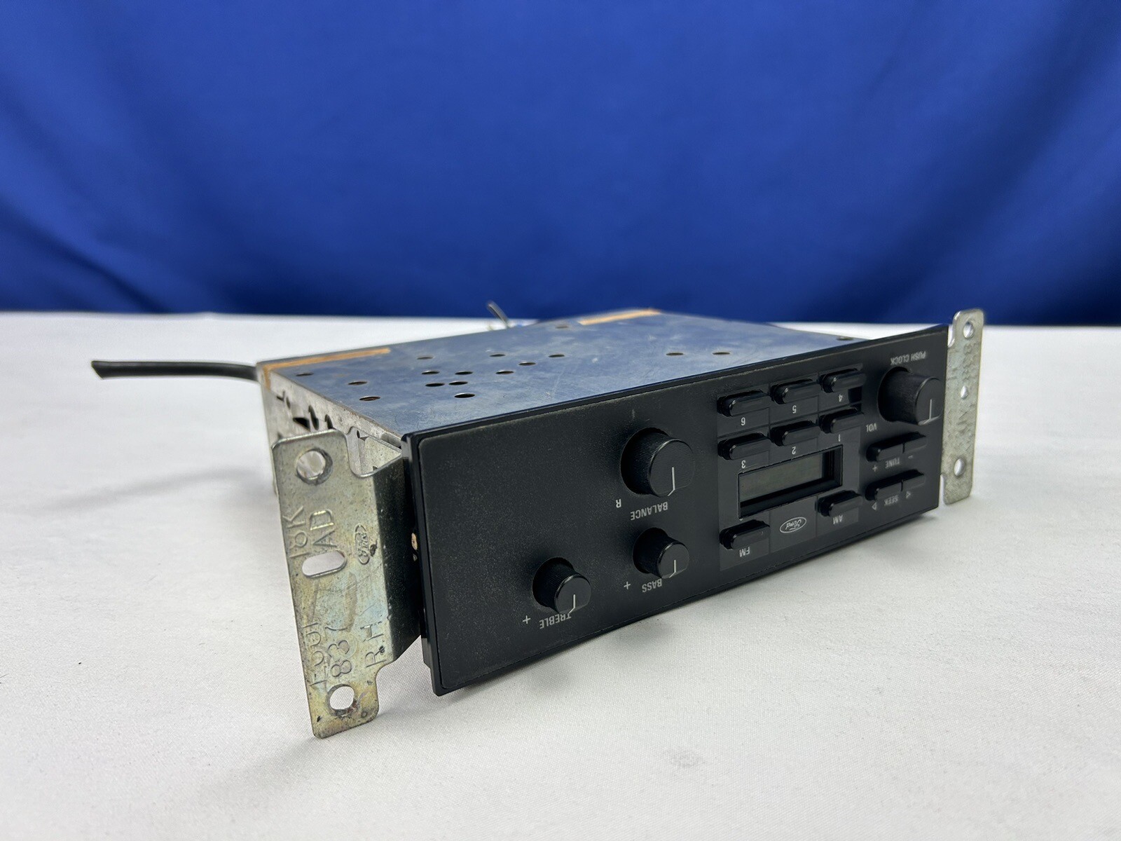 87-93 Ford F250 Bronco Mustang Radio Stereo Audio Tuner Dial AM FM ...