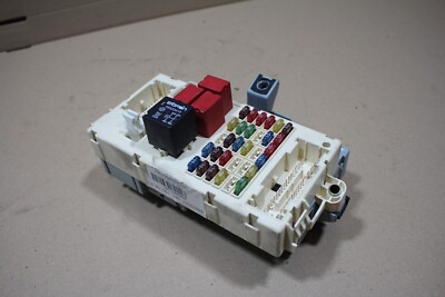 Sicherungskasten Relaiskasten 46823767 NPL Fiat Stilo 192 Bj,03