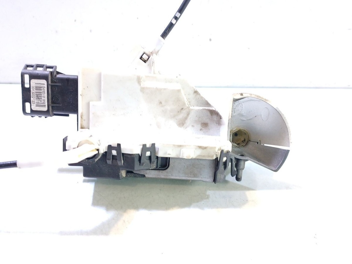 9135EG LEFT FRONT DOOR LOCK / A01852 / 8080406 / 2768971 FOR 