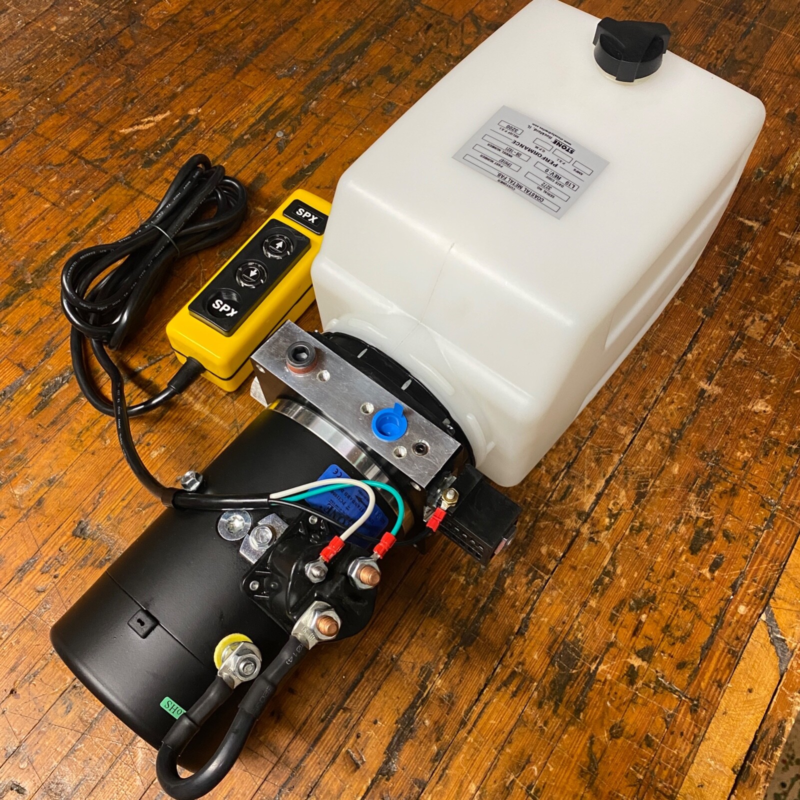 SPX Stone/Fenner 12V SingleActing Hydraulic Power Unit, 3200 PSI,DB