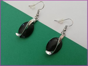 Boucles D Oreilles Metal Argente Oeil De Chat Noir Belle Miss Bijou Fantaisie Ebay Boucles D Oreilles Metal Argente Oeil De Chat Noir Belle Miss Bijou Fantaisie Ebay