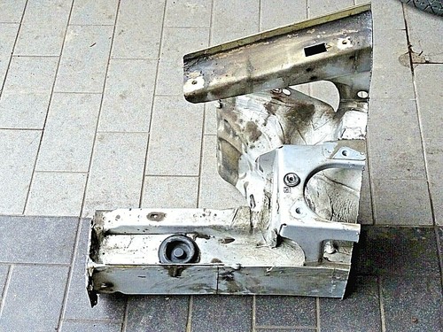 VW Polo 6N  Längsträger Kotflügelaufnahme Schnittteil Radhaus v rechts