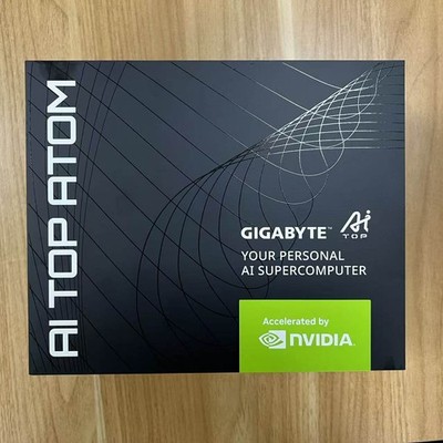 GIGABYTE AI TOP ATOM ATAGB10-9000 128GB 1T NVIDIA GB10 Grace Blackwell Superchip