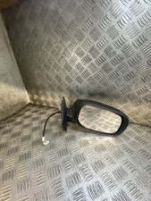 Toyota Yaris T2 VVT-I Mk2 Petrol Manual Wing Mirror Driver 879100D210 