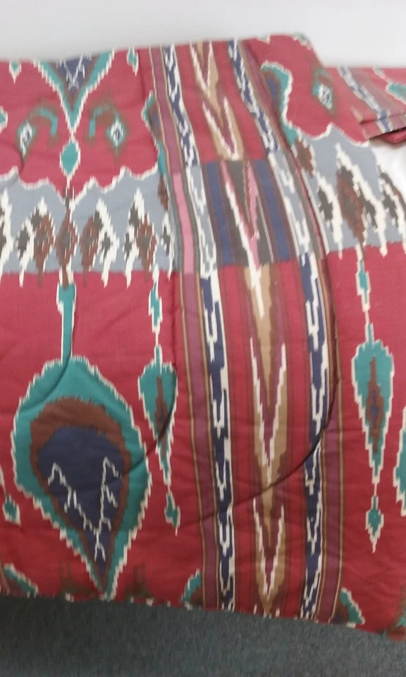 Cannon Royal Family Red Southwestern Queen Bed Comforter 80"x82" & 5 Pillowcase - Image 3 of 4