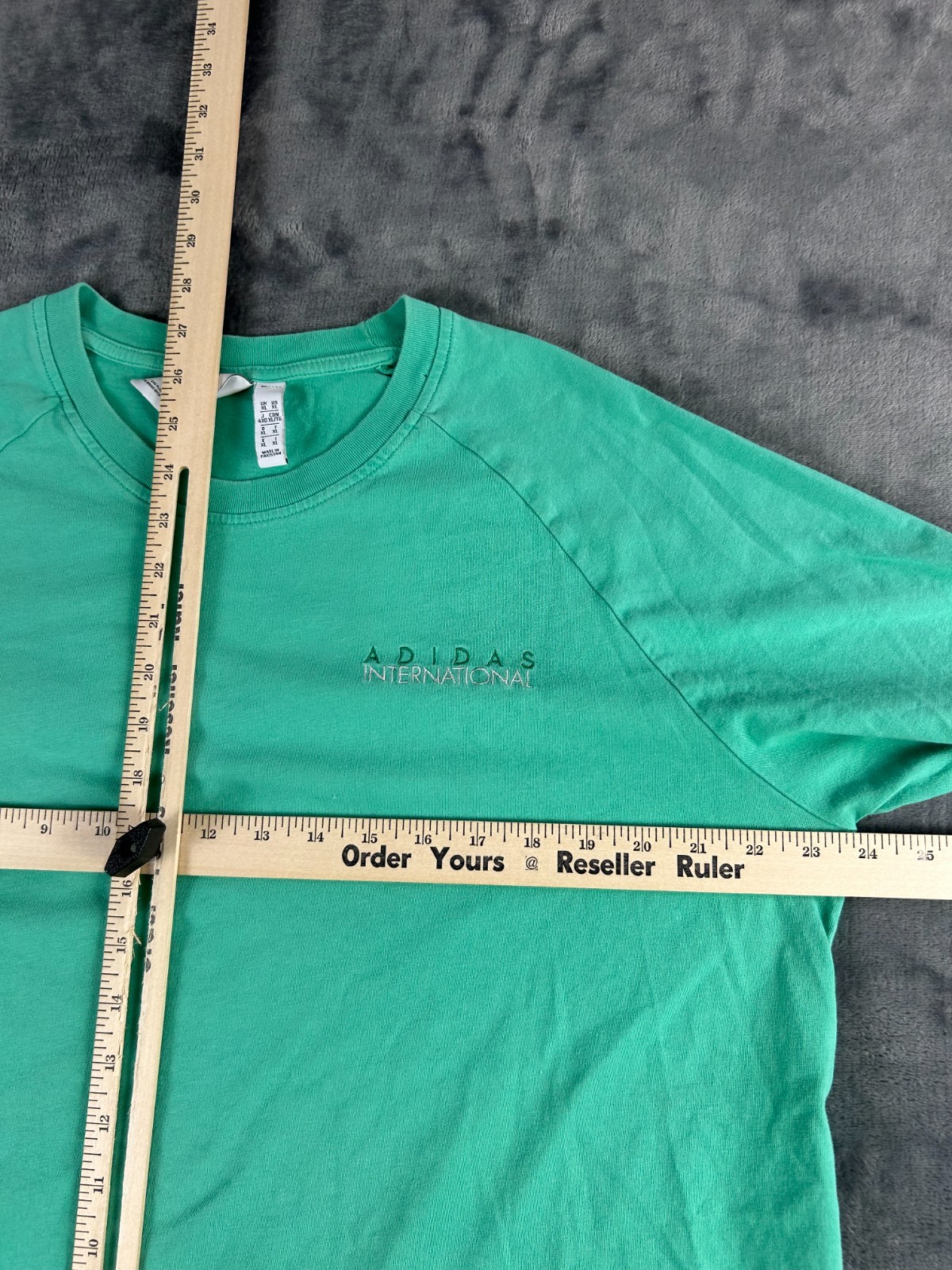 Y2K Adidas Sports Club T-Shirt XL Green Trefoil Logo Streetwear Raglan Tee Men’s thumbnail 7