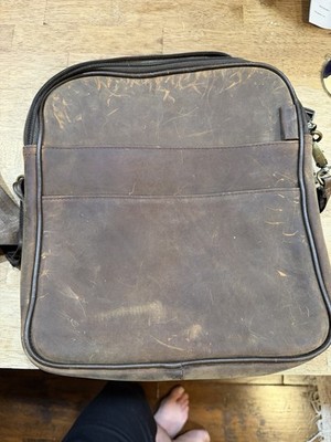 Brookstone Messenger Bag Chocolate Leather Multi Pocket Detachable Distressed