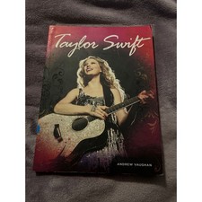 Taylor Swift by Andrew Vaughan Book Biography Music Photos Memorabilia