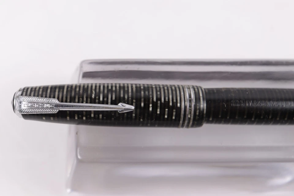 Parker Vacumatic Gris Perla== Dos Tonos Plumín Foto 2 de 4