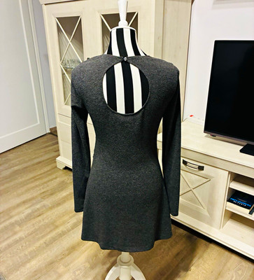 PULL&BEAR graues Strick Etuikleid kurz mit Cut-Out Rücken   Gr. S