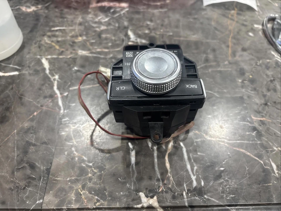 08-12 Mercedes W204 C300 Consola Mando Controlador Perilla Módulo Multi Interruptor OEM Foto 3 de 4