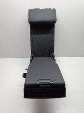 Mercedes-Benz E W213 2019 Diesel Mitte Armlehne des Rücksitzes A2139200024