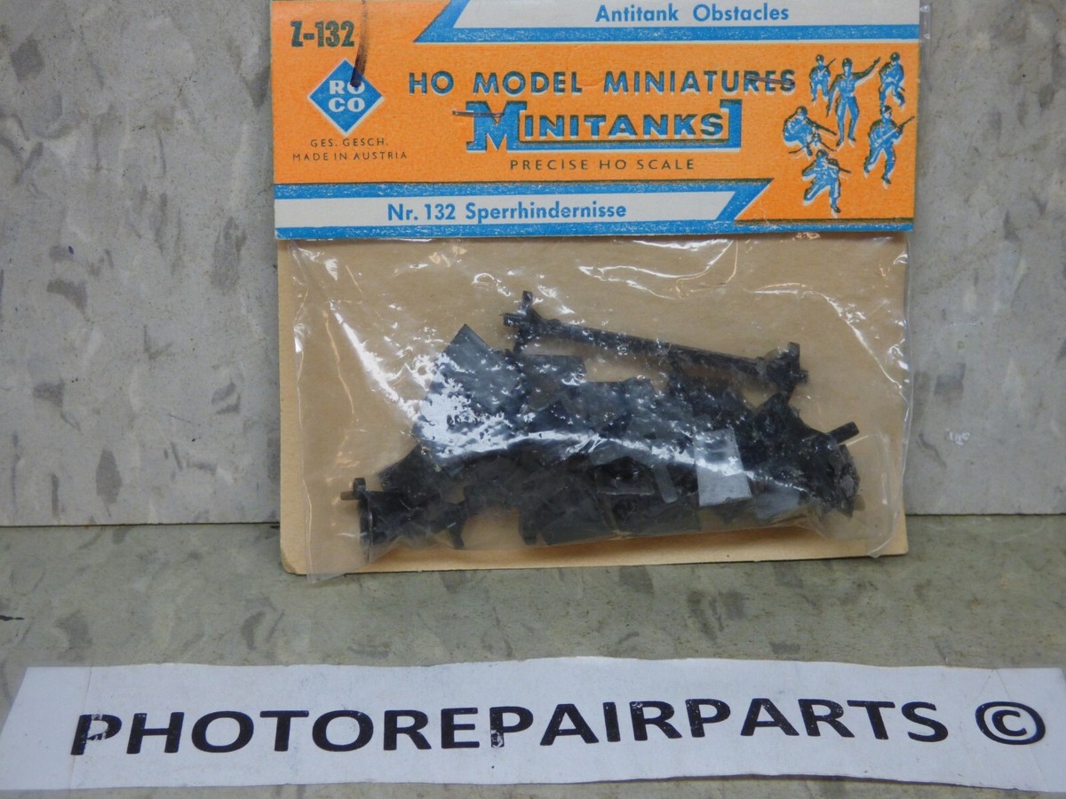 Roco Minitanks 1/87 WWII D-Day AntiTank Obstacles Accessory Set