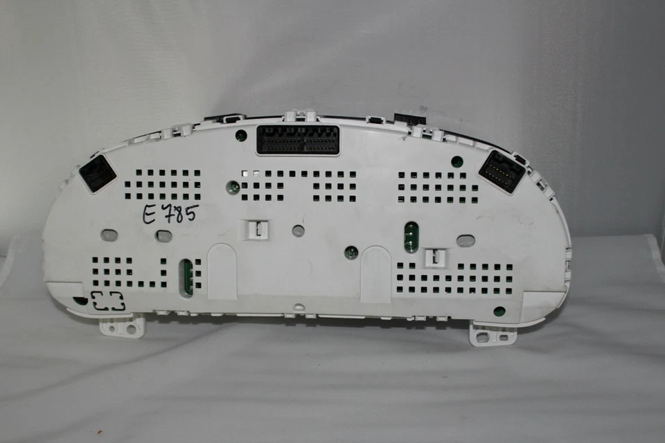 Cuadro de instrumentos velocímetro Hyundai Santa Fe 2010-2012 3,5 L 124.323 millas Foto 2 de 4