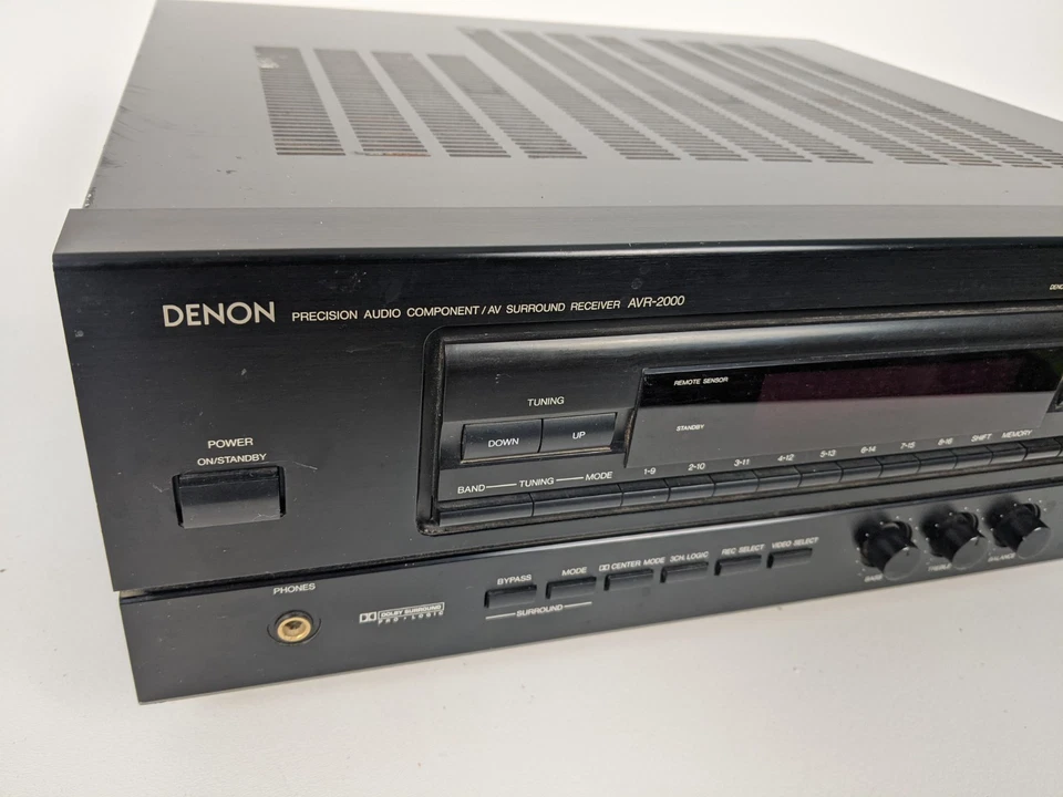 Denon Precision Audio Component AV Surround Receiver. AVR-2000 (No Remote) 0505 - Image 2 of 4