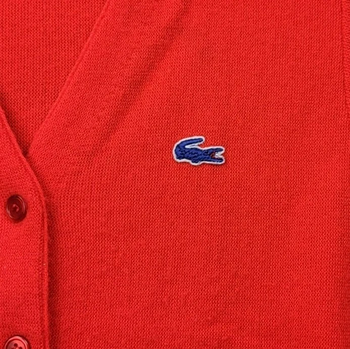 Suéter Cardigã Feminino Vintage Lacoste Haymaker Médio* Vermelho Anos 70 Preppy Fabricado nos EUA - Imagem 3 de 4