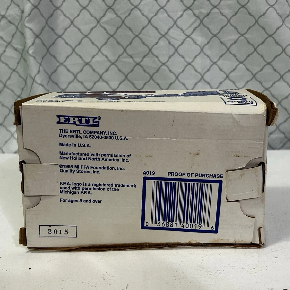 1995 Ertl 1/16 FORD 8N Diecast Metal Collector Tractor Michigan FFA W/ COA - Image 4 of 4