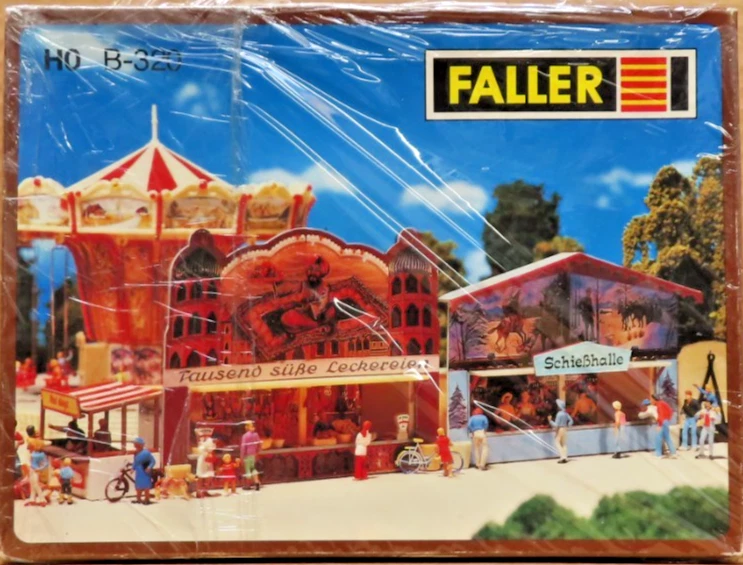 Faller 130216: Clinker built house - train models online store