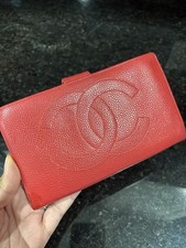 Auténtico Chanel Rojo Caviar Cuero CC Largo Billetera Doble Organizador