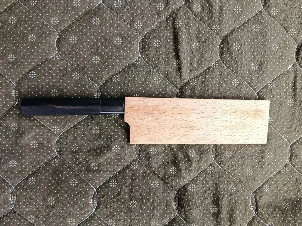 Cuchillo de Chef Japonés Aritsugu NakiriFire Superficie Alto Carbono 310 mm. Foto 2 de 4