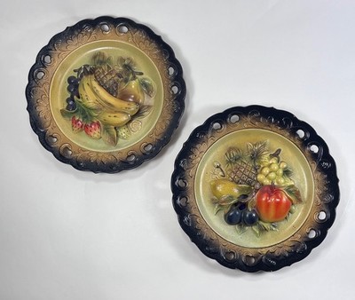 Vintage Napcoware Fruit Plates Plaques 3D Set of 2 Mid-Century Chalkware Japan
