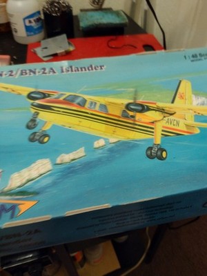 Valom Britten Norman Islander Model Kit