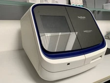 Applied Biosystems SeqStudio Genetic Analyzer A33770