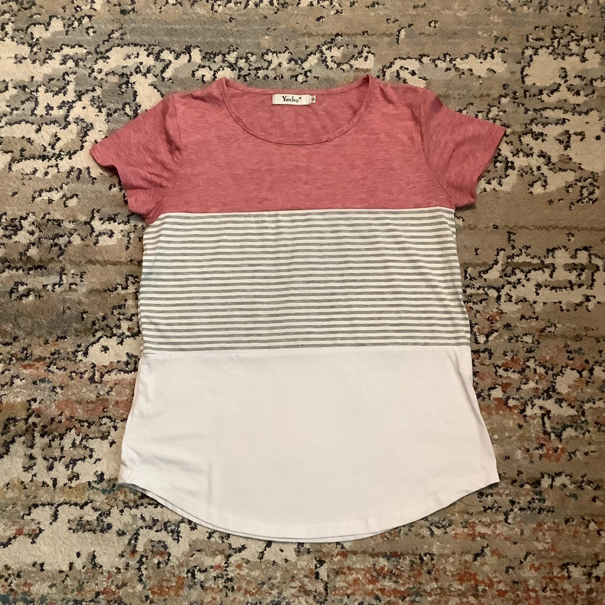 Yunjey short best sale sleeve