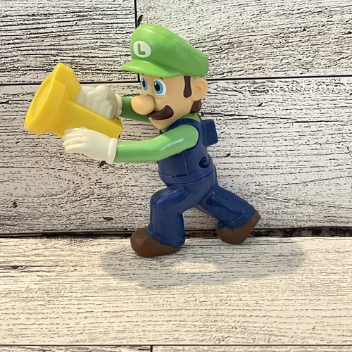 NEW McDonald’s Nintendo Luigis Mansion Collectible Mini Figurine - Picture 2 of 5