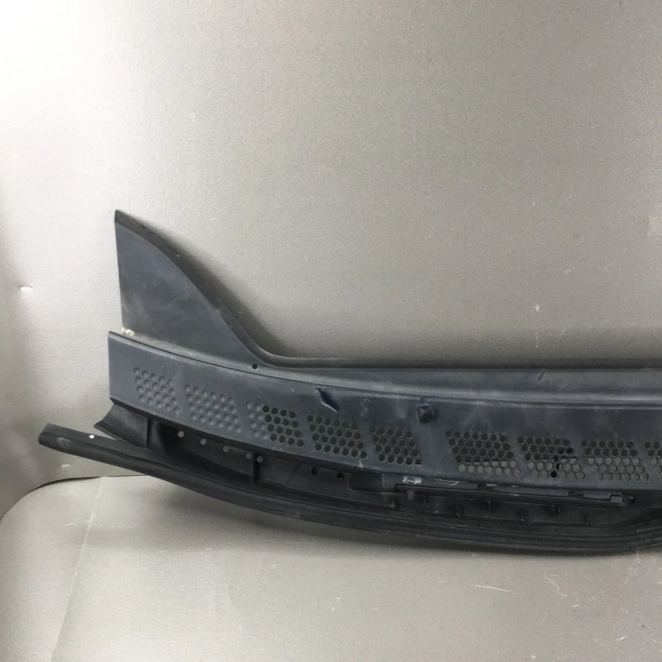 2006 - 2011 Honda Civic Sedan Wiper Cowl Cover Trim Genuine OEM 4 door - Image 2 of 4