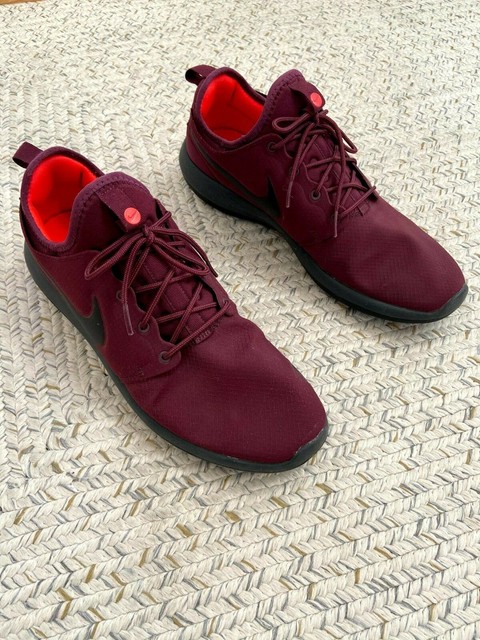 nike roshe two se maroon