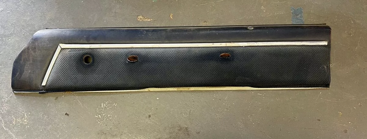 1978 1980 Chevrolet Malibu Upper Door Panel Blue Manual Right