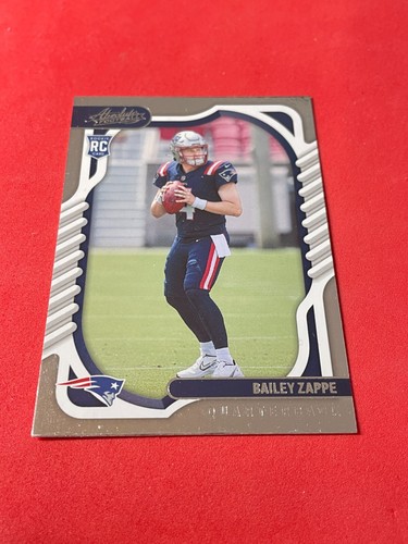 Bailey Zappe .. ROOKIE .. New England Patriots .. 2022 Absolute Card 129 - 第 1/2 張圖片
