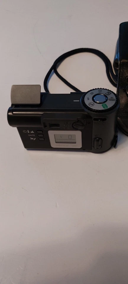 Pentax Efina APS  24-48mm Point & Shoot Camera Tested - Image 4 of 4