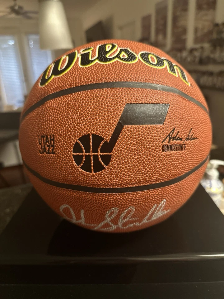 Подписанный Джоном Стоктоном логотип команды Utah Jazz Wilson баскетбол Beckett - Изображение 2 из 4