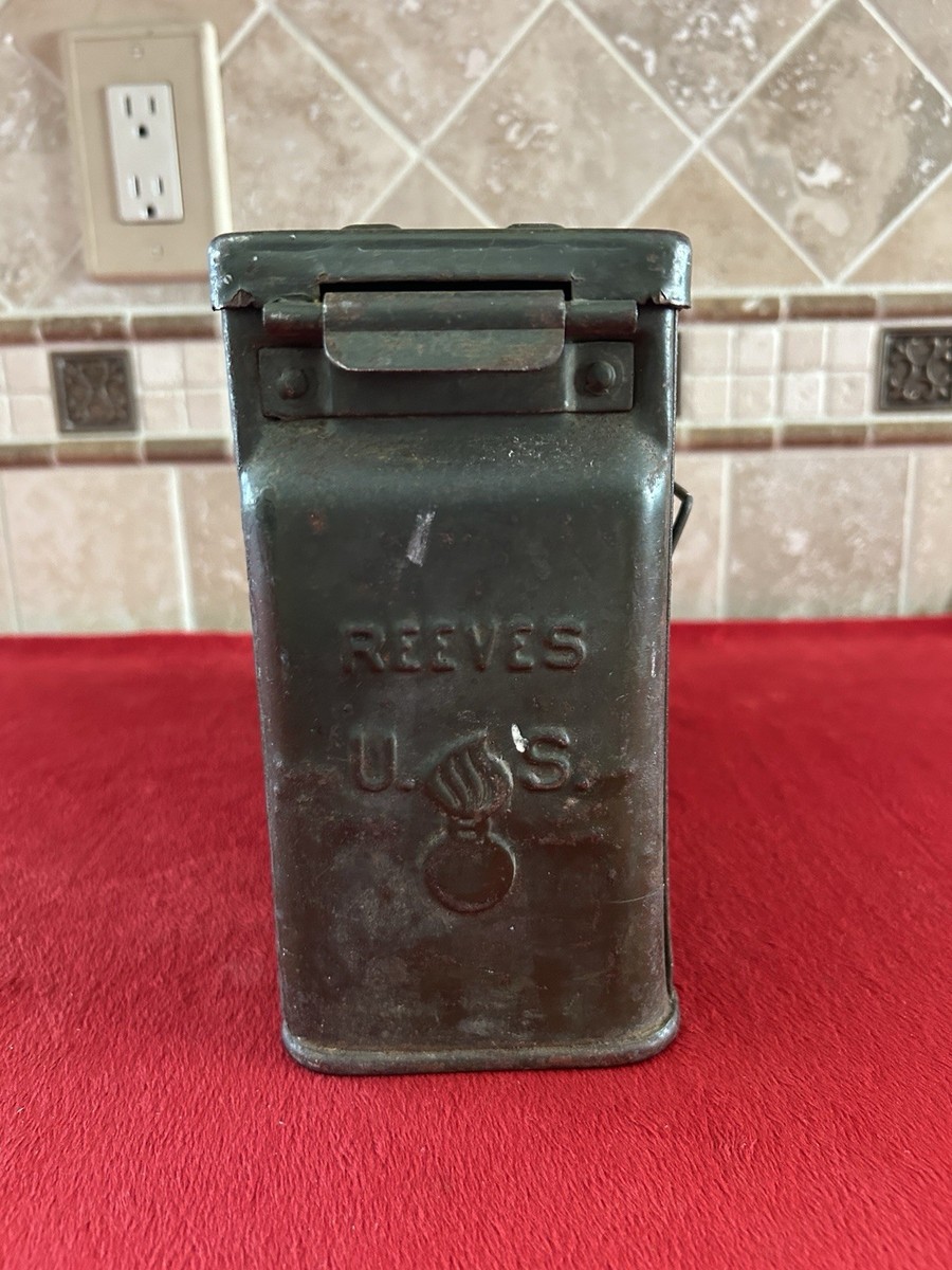 Vintage US WWII Metal 30 Cal. M1 Ammo Ammunition Can Box Flaming