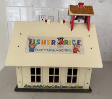 Vintage Fisher Price Little People 923 Play Family School House