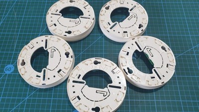 5x Esser 805591 Meldersockel mit Relaiskontakt IQ8Quad Base 1Stk/ 72,90  _0.46_5