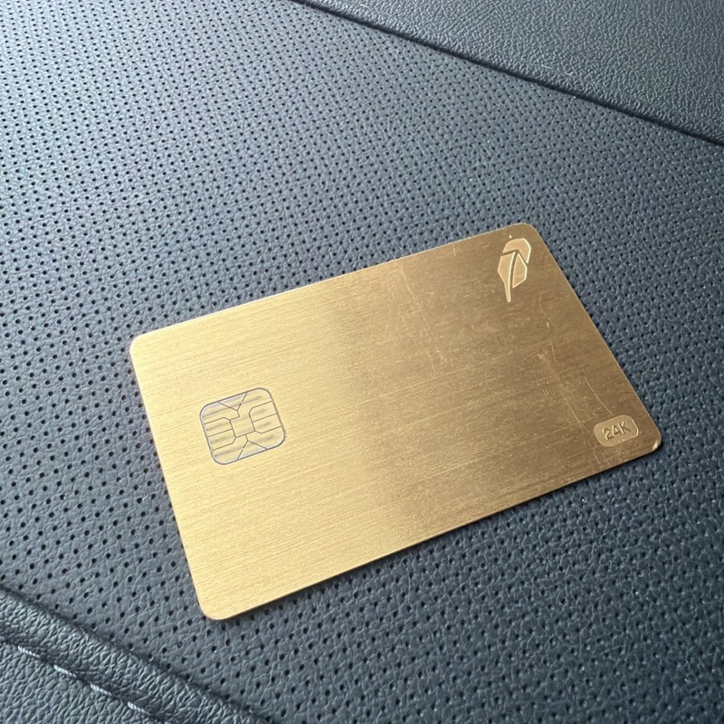 Robinhood Credit Card - 24 Karat Gold  - AUTHENTIC COLLECTIBLE LIMITED EDITION