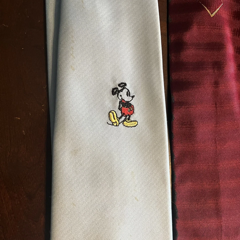 Lote de 8 corbatas para hombre, varios patrones, Disney Mickey Mouse, rojo, negro, flaco Foto 4 de 4